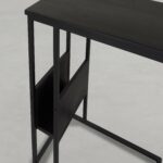Banktafel bijzettafel zwart sofa. Handige banktafel voor over de bank. Naturel mangohout. Met tijdschriftvlak. Bijzettafel mangohout.